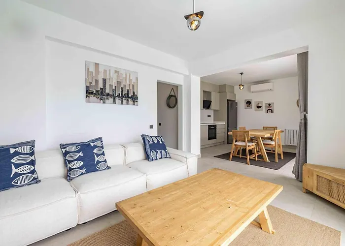 Stunning With Private Pool And Luxuriest Views Yalikavak